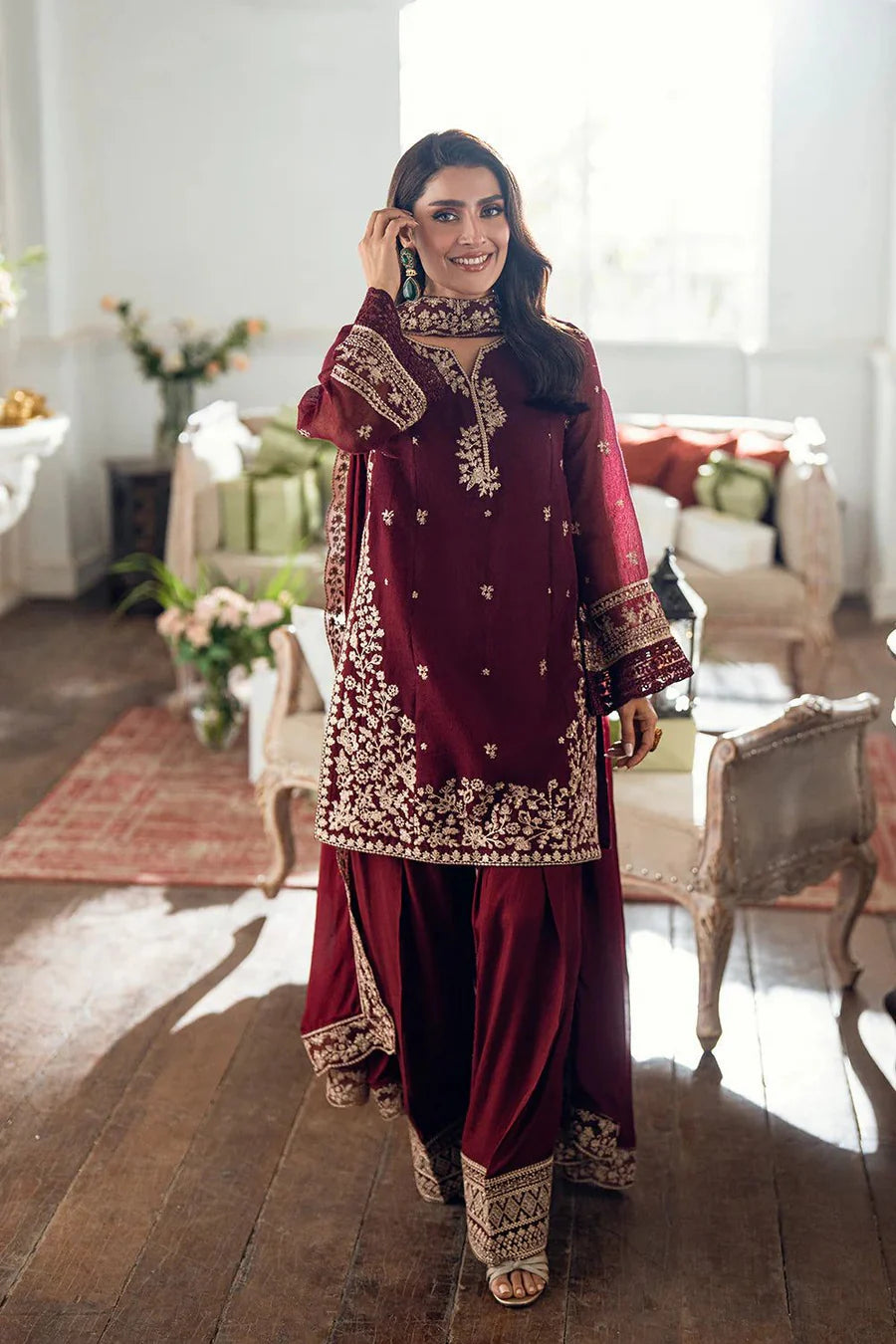 Lawn 3 Piece Embroidered Unstitched ( Aisling )