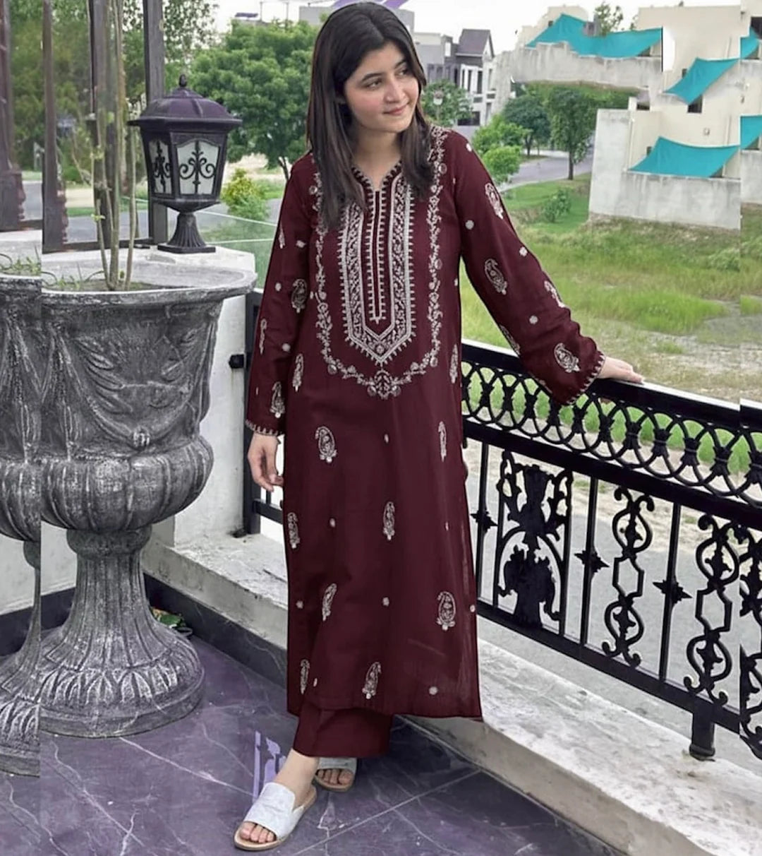 Lawn 2 Piece Embroidered Unstitched