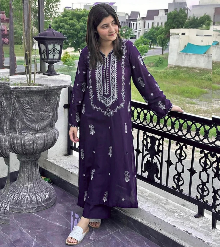 Lawn 2 Piece Embroidered Unstitched