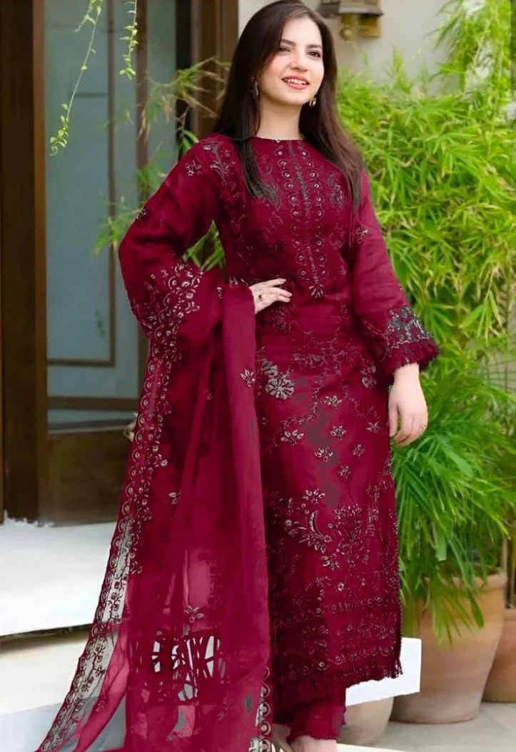 Daranil Summer Lawn Embroidered 3 Piece Suit