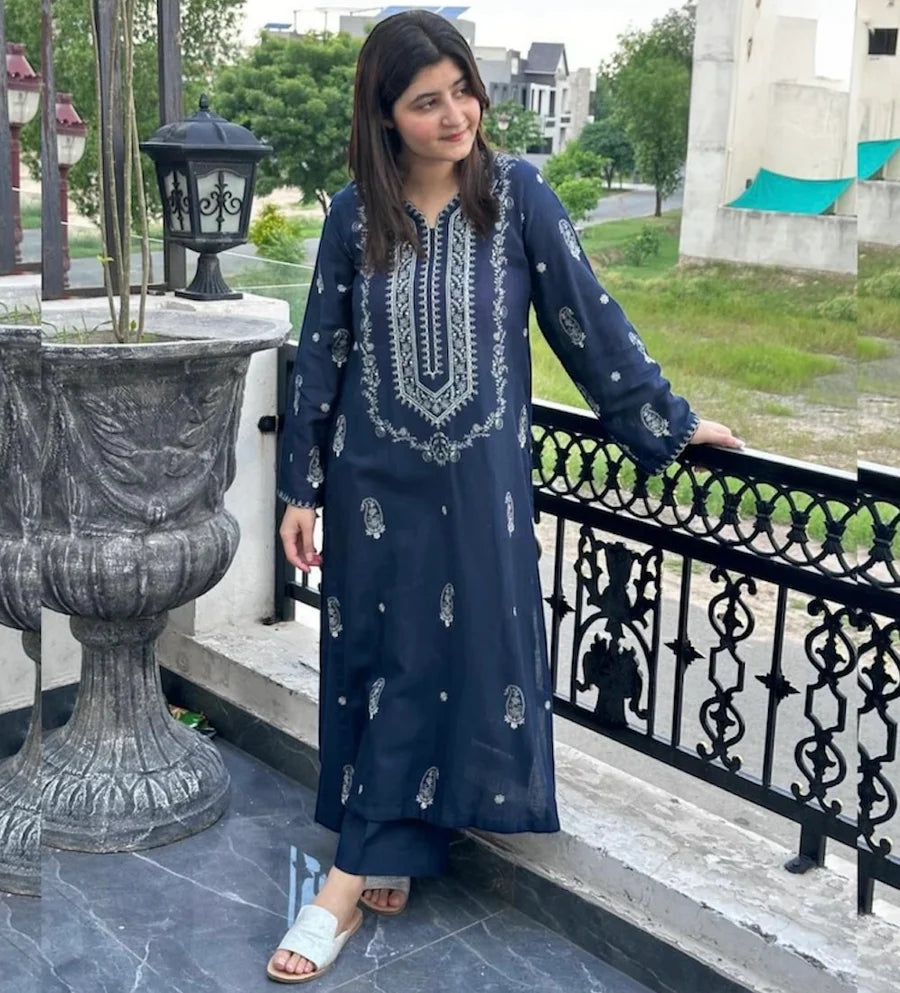 Lawn 2 Piece Embroidered Unstitched
