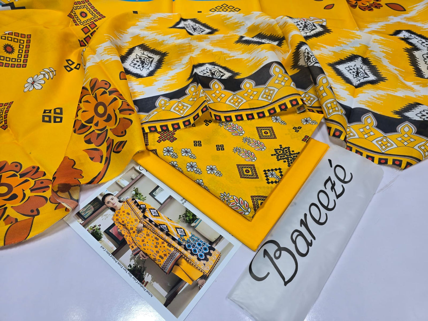 Lawn 3 Piece Digital Print (BAREEZE) S