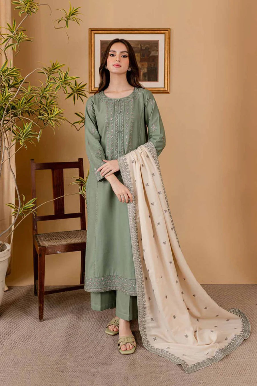 Jazmin Lawn 3 Piece Heavy Embroidered Unstitched