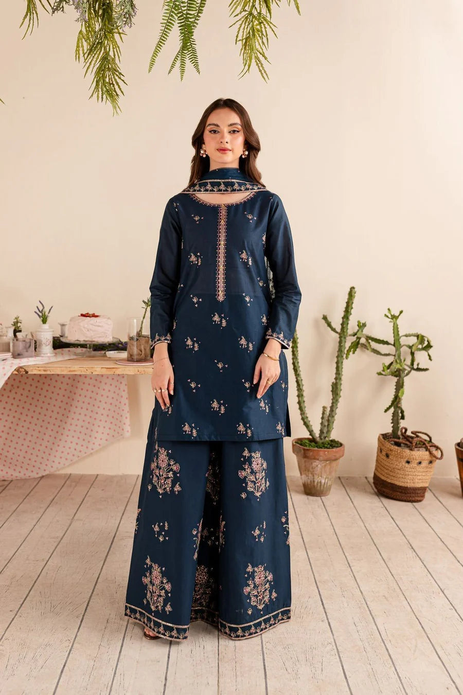 Lawn 3 Piece Embroidered Unstitched ( Aisling )